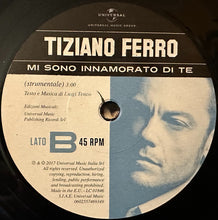 Carica l'immagine nel visualizzatore di Gallery, Tiziano Ferro : Mi Sono Innamorato Di Te (7", Single, Ltd, Num)