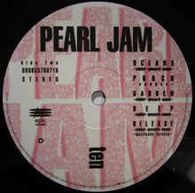Carica l'immagine nel visualizzatore di Gallery, Pearl Jam : Ten (LP, Album, RE)