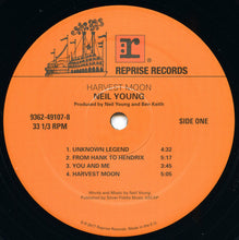 Carica l'immagine nel visualizzatore di Gallery, Neil Young : Harvest Moon (LP + LP, S/Sided, Etch + Album, RSD, Ltd, RE)
