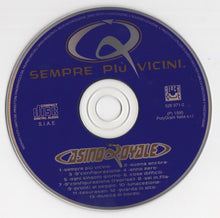 Carica l'immagine nel visualizzatore di Gallery, Casino Royale (2) : Sempre Più Vicini. (CD, Album)