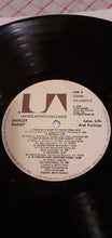 Carica l'immagine nel visualizzatore di Gallery, Shirley Bassey : Love, Life And Feelings (LP, Album)
