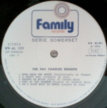 Carica l'immagine nel visualizzatore di Gallery, The Ray Charles Singers : The Ray Charles Singers (LP, Album)
