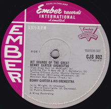 Carica l'immagine nel visualizzatore di Gallery, Benny Carter And His Orchestra : Dynamic Hit Sounds Of The Great Benny Carter Orchestra (LP, Comp)