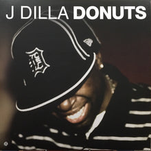 Carica l'immagine nel visualizzatore di Gallery, J Dilla : Donuts (2x12", Album, RE)