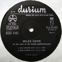Carica l'immagine nel visualizzatore di Gallery, Miles Davis : At His Rare Of All Rarest Performances Vol. 1 (LP)