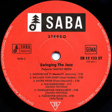 Carica l'immagine nel visualizzatore di Gallery, Gustav Brom Orchestra : Swinging The Jazz (LP, Album, RE)