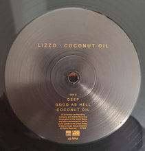 Carica l'immagine nel visualizzatore di Gallery, Lizzo : Coconut Oil (12", EP)