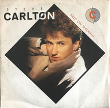 Carica l'immagine nel visualizzatore di Gallery, Steve Carlton : Keep On Walking (7", Promo)