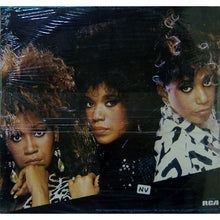 Carica l'immagine nel visualizzatore di Gallery, Pointer Sisters : Dare Me (12")
