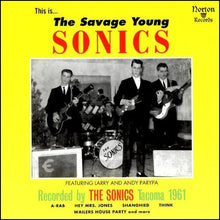 Carica l'immagine nel visualizzatore di Gallery, The Sonics : The Savage Young Sonics (LP, Comp)