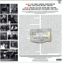 Carica l'immagine nel visualizzatore di Gallery, The Sonics : The Savage Young Sonics (LP, Comp)