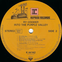 Carica l'immagine nel visualizzatore di Gallery, Ry Cooder : Into The Purple Valley (LP, Album, RE)