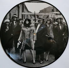 Carica l'immagine nel visualizzatore di Gallery, Motörhead / Girlschool : St Valentines Day Massacre (10", EP, RSD, Ltd, Pic, RE)