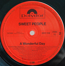 Carica l'immagine nel visualizzatore di Gallery, Sweet People : A Wonderful Day (LP, Album)