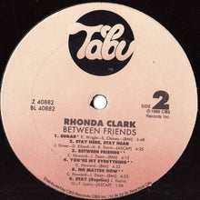 Carica l'immagine nel visualizzatore di Gallery, Rhonda Clark : Between Friends (LP, Album)