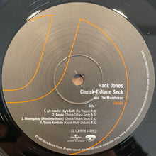 Carica l'immagine nel visualizzatore di Gallery, Hank Jones Meets Cheick-Tidiane Seck* And The Mandinkas : Sarala (2xLP, Album, RE)