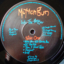 Carica l'immagine nel visualizzatore di Gallery, Mutton Gun : Into The Hogger (LP, Album)