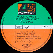 Carica l'immagine nel visualizzatore di Gallery, Wilbur De Paris And His New New Orleans Jazz : Wilbur De Paris At Symphony Hall (LP, Album, RE)