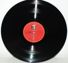 Carica l'immagine nel visualizzatore di Gallery, Itzhak Perlman, André Previn, Shelly Manne, Jim Hall, Red Mitchell : A Different Kind Of Blues (LP)