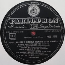 Carica l'immagine nel visualizzatore di Gallery, The Beatles : Sgt. Pepper's Lonely Hearts Club Band (LP, Album, Mono, Gat)