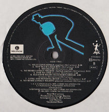 Carica l'immagine nel visualizzatore di Gallery, Paul McCartney : Give My Regards To Broad Street (LP, Album, Gat)