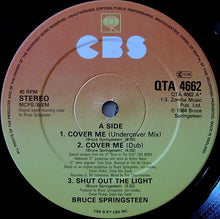 Carica l'immagine nel visualizzatore di Gallery, Bruce Springsteen : Cover Me (12")