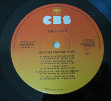 Carica l'immagine nel visualizzatore di Gallery, The Clash : Give 'Em Enough Rope (LP, Album)