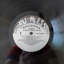Carica l'immagine nel visualizzatore di Gallery, N.W.A* : Straight Outta Compton (LP, Album, RE, RP)
