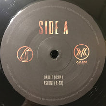 Carica l'immagine nel visualizzatore di Gallery, GoGo Penguin : Between Two Waves (12", EP, Bla)