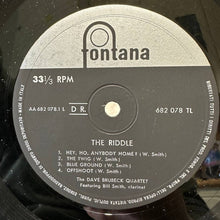 Carica l'immagine nel visualizzatore di Gallery, The Dave Brubeck Quartet Featuring Bill Smith* : The Riddle (LP, Album, Mono)