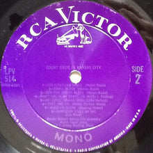 Carica l'immagine nel visualizzatore di Gallery, Count Basie / Bennie Moten's Kansas City Orchestra : Count Basie In Kansas City: Bennie Moten's Great Band Of 1930-1932 (LP, Comp, Mono, Pur)
