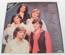 Carica l'immagine nel visualizzatore di Gallery, The Nolans : 20 Giant Hits (LP, Album)