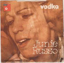 Carica l'immagine nel visualizzatore di Gallery, Giuni Russo : Everything Is Gonna Be Alright (7")