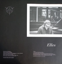 Carica l'immagine nel visualizzatore di Gallery, Youn Sun Nah with John Cowherd : Elles (LP)