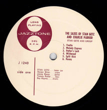 Carica l'immagine nel visualizzatore di Gallery, Stan Getz Quintet / The Charlie Parker Quintet : The Saxes Of Stan Getz And Charlie Parker (LP, Comp, Mono, RM)