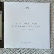Carica l'immagine nel visualizzatore di Gallery, Taylor Swift : The Tortured Poets Department (2xLP, Album, Whi)