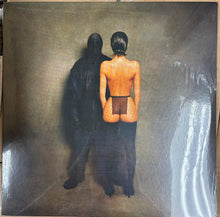 Carica l'immagine nel visualizzatore di Gallery, ¥$, Kanye West, Ty Dolla $ign* : Vultures 1 (2xLP, Ltd, Bro)