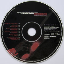 Carica l'immagine nel visualizzatore di Gallery, The Lincoln Center Jazz Orchestra With Wynton Marsalis : Live In Swing City, Swingin' With Duke (CD, Album)