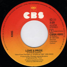 Carica l'immagine nel visualizzatore di Gallery, King : Love & Pride (7", Single)