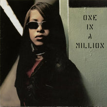 Carica l'immagine nel visualizzatore di Gallery, Aaliyah : One In A Million (CD, Album)
