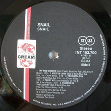 Carica l'immagine nel visualizzatore di Gallery, Snail (4) : Snail (LP, Album)