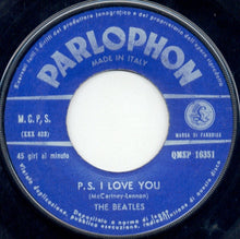 Carica l'immagine nel visualizzatore di Gallery, The Beatles : P.S. I Love You / I Want To Hold Your Hand (7", Single, Blu)