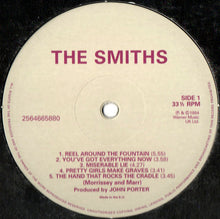 Carica l'immagine nel visualizzatore di Gallery, The Smiths : The Smiths (LP, Album, RE)