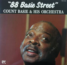Carica l'immagine nel visualizzatore di Gallery, Count Basie Orchestra : "88 Basie Street" (LP, Album)