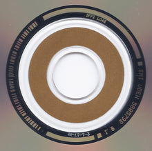 Carica l'immagine nel visualizzatore di Gallery, Robbie Williams : Escapology (CD, Album, Copy Prot.)