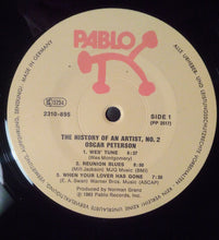 Carica l'immagine nel visualizzatore di Gallery, Oscar Peterson : History Of An Artist Vol. 2 (LP, Album, Comp)