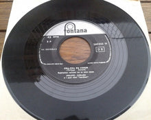 Carica l'immagine nel visualizzatore di Gallery, Philippe-Gérard Et Ses Rythmes Cardiaques : Cha-Cha Du Coeur (7")
