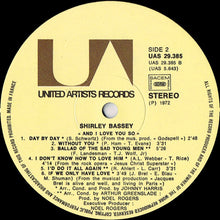 Carica l'immagine nel visualizzatore di Gallery, Shirley Bassey : And I Love You So (LP, Album)