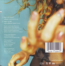 Carica l'immagine nel visualizzatore di Gallery, Madonna : Ray Of Light (CD, Single, Car)