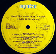 Carica l'immagine nel visualizzatore di Gallery, Manfred Mann's Earth Band : Somewhere In Afrika (LP, Album)